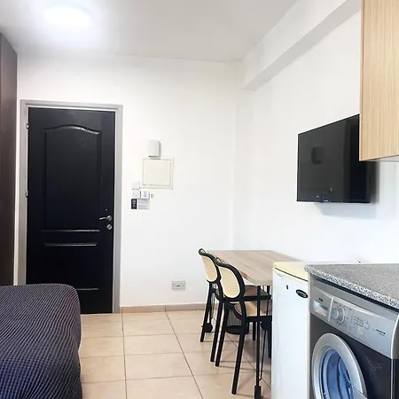 Phaedrus Living Hoopoe Residencies 203 Nicosia